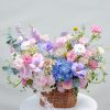 Giỏ hoa tím pastel – Pastel Dream