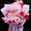 Bó hoa tú cầu hồng mix Cala Lily cùng hoa phụ - V139