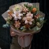 Bó hoa tone nấu đất mix cam - kết hợp lily, tú cầu, tulip, thuỷ tiên cùng hoa lá phụ - V133